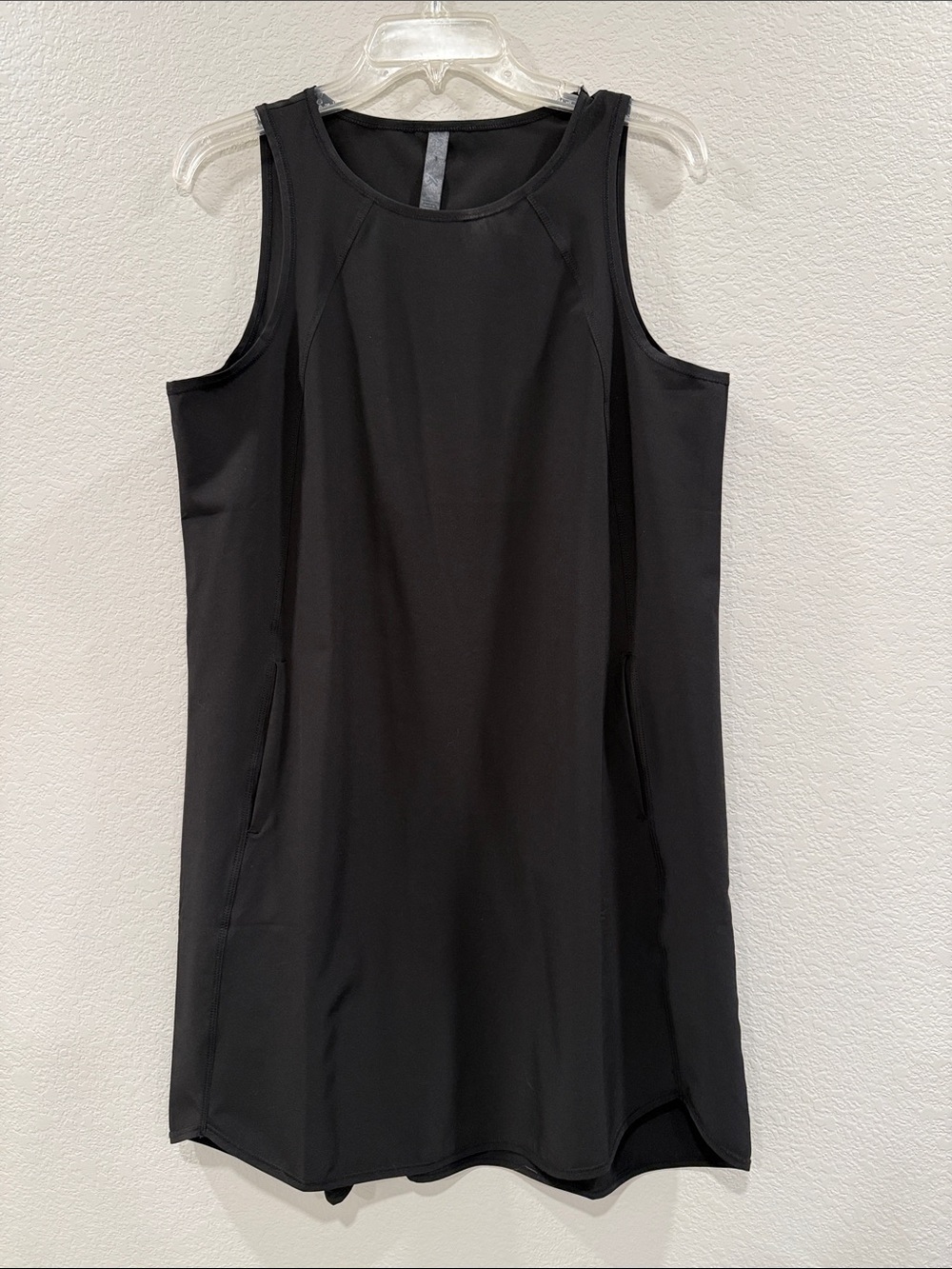 Black Sleeveless Athletic Shift Dress